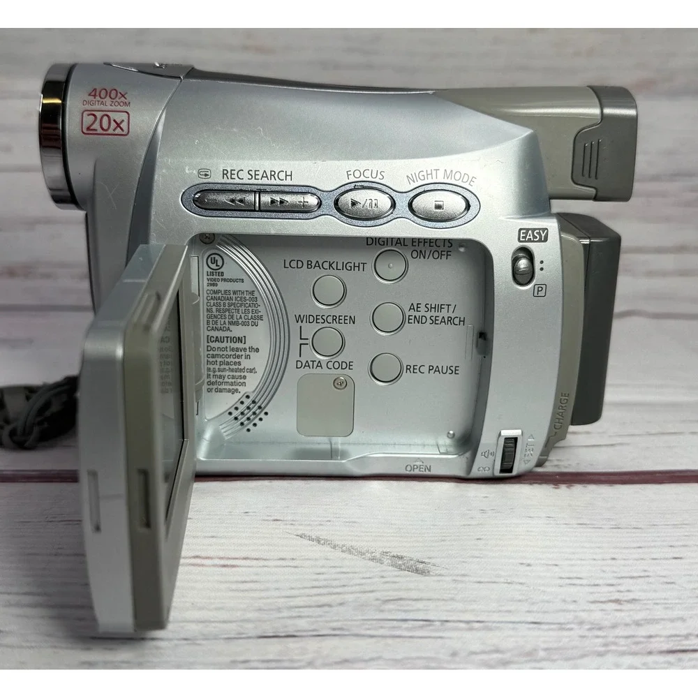 Canon ZR100 MiniDV Digital Video Camcorder Silver 20x Optical Zoom NTSC Handheld